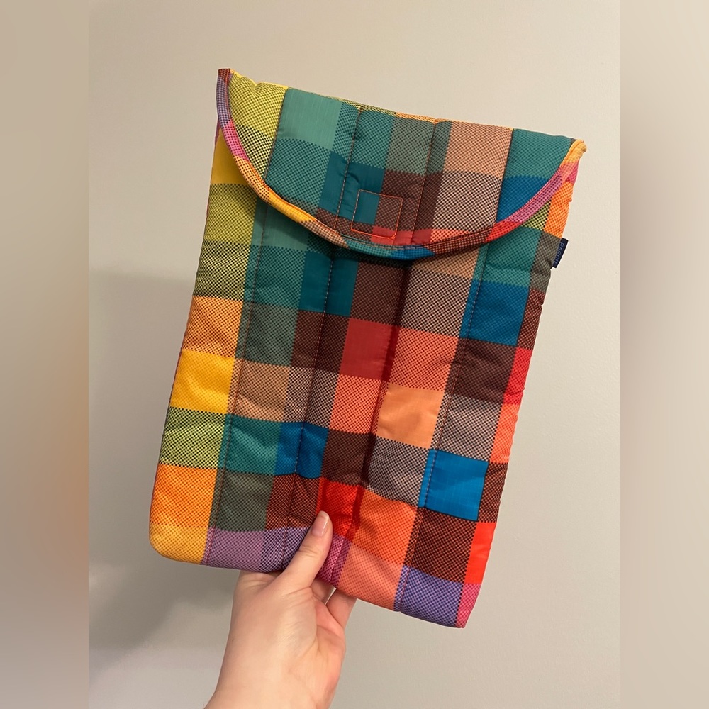 Baggu 13” Puffy Laptop Case in Original Madras
